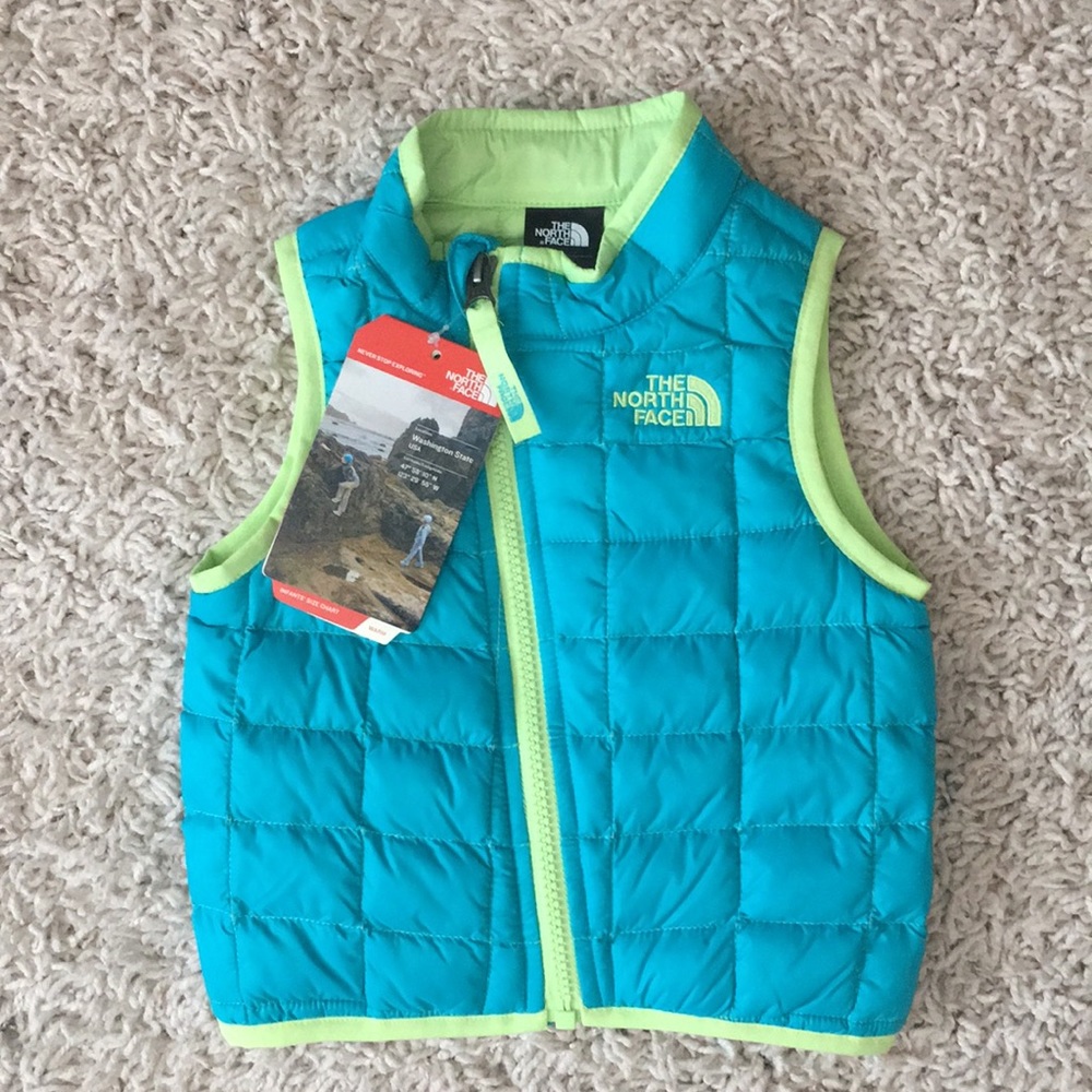 North face infant vest 6-12 month